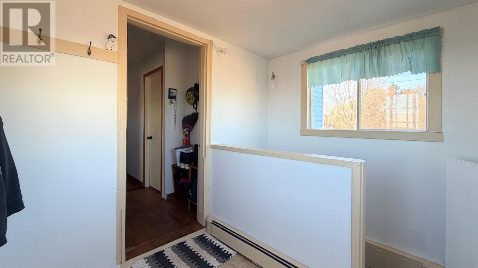 39214 Western Road Property Photo 18