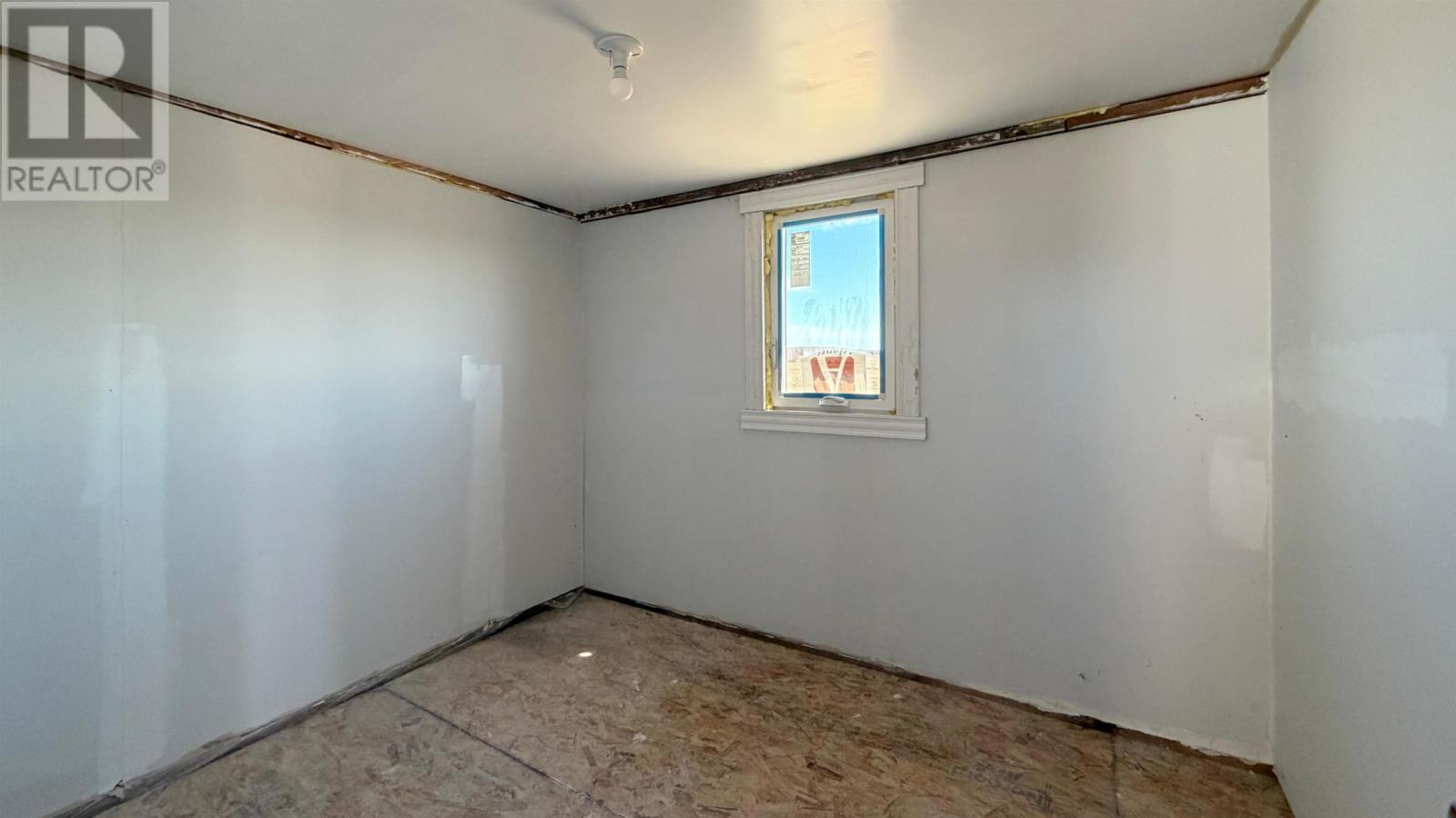 39214 Western Road Property Photo 24
