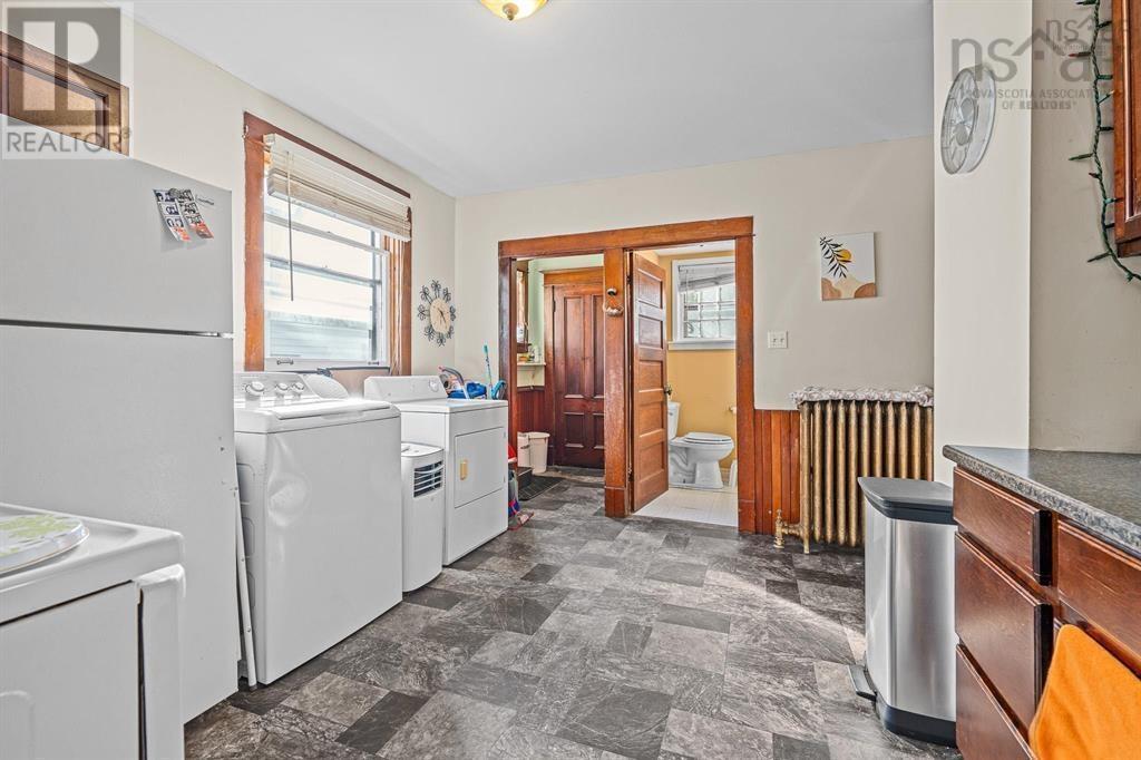 217-219 Albert Street Property Photo 15