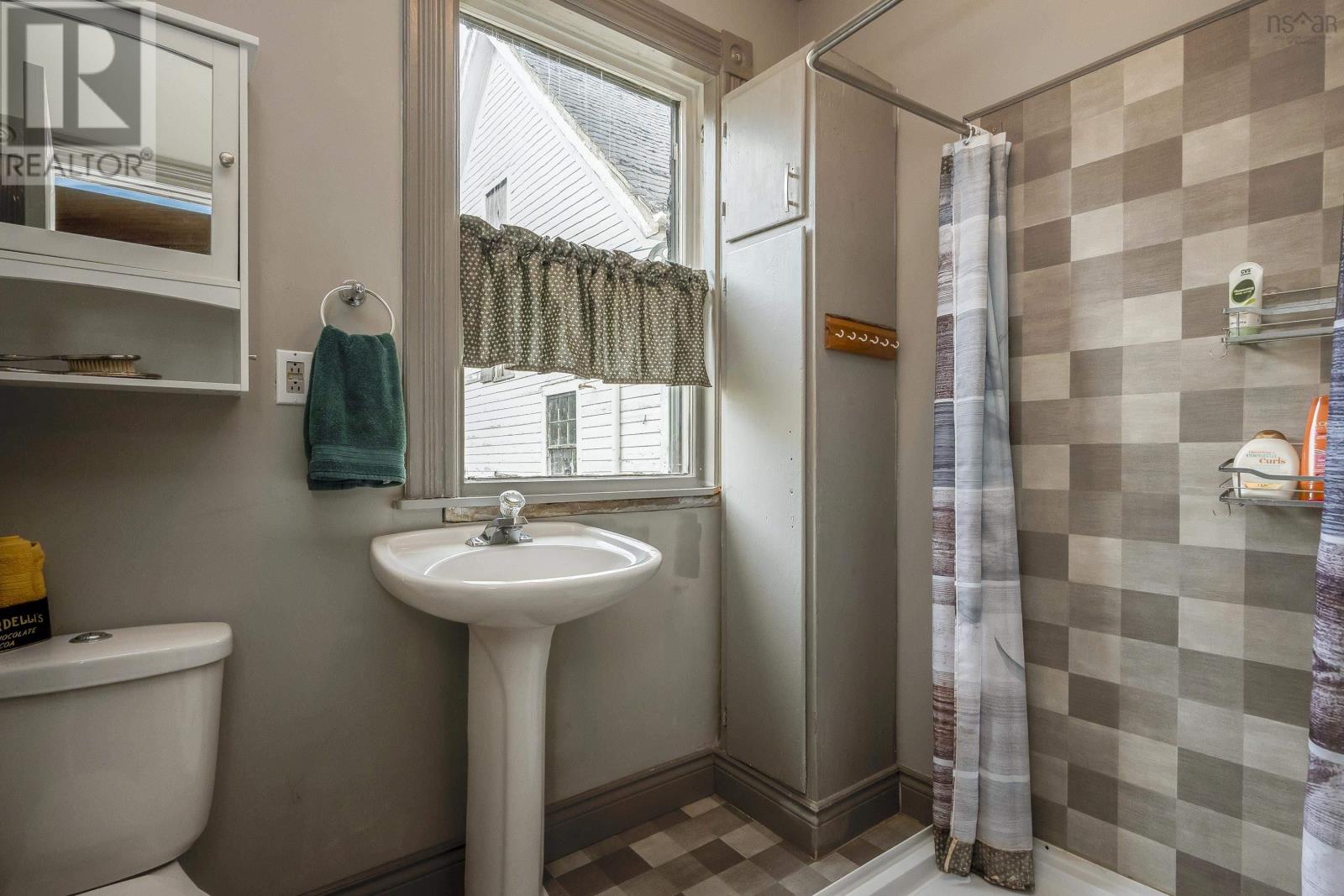 10251 Highway 1 Property Photo 11