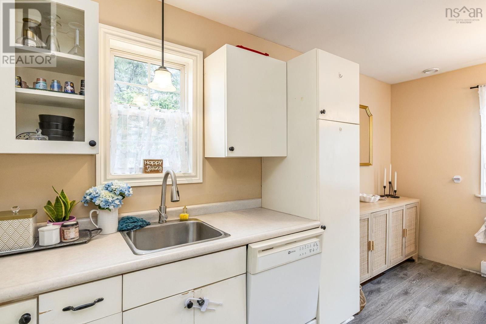 10251 Highway 1 Property Photo 40