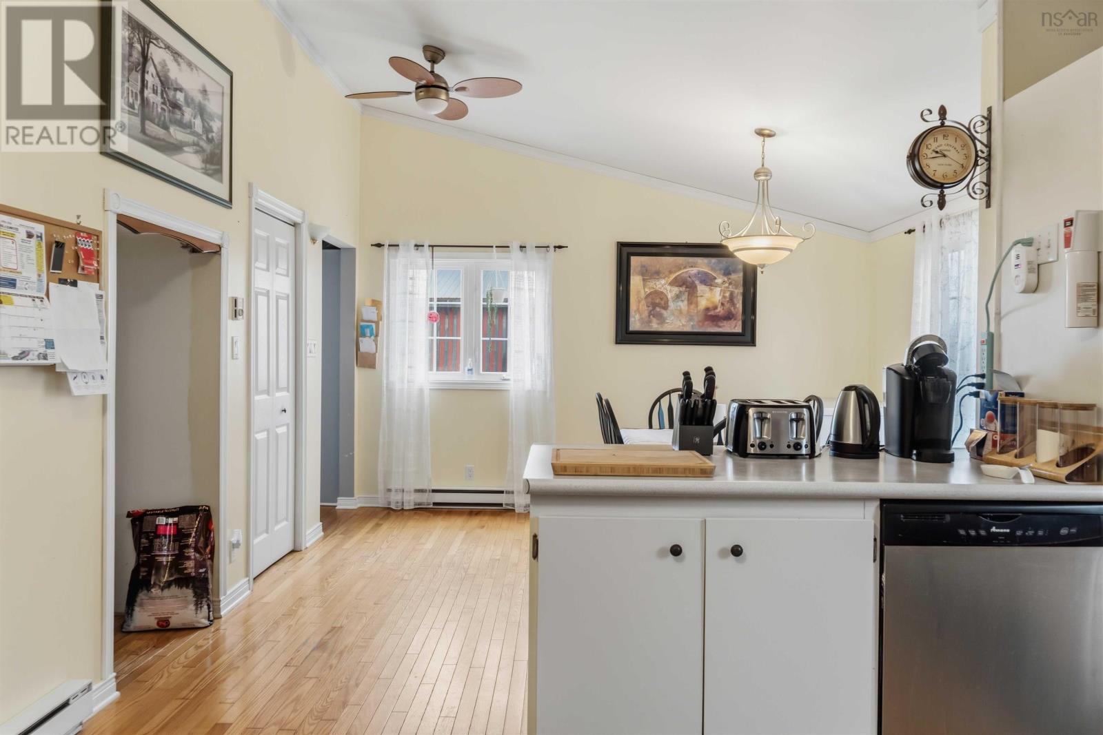 7140 Highway 201 Property Photo 16