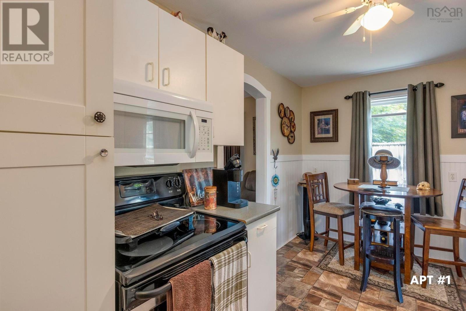 12787 Highway 1 Property Photo 23