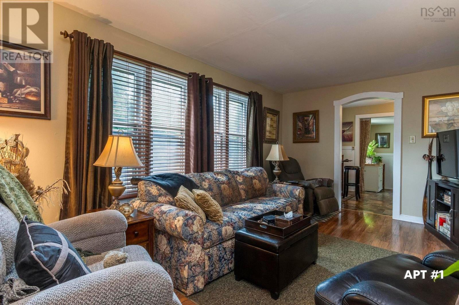 12787 Highway 1 Property Photo 25