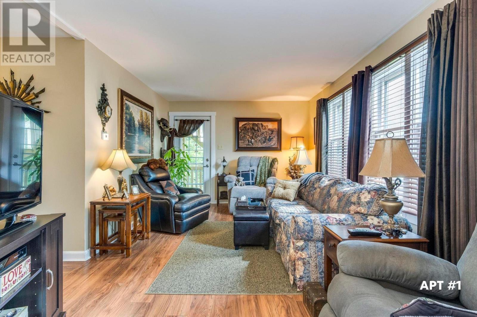 12787 Highway 1 Property Photo 26