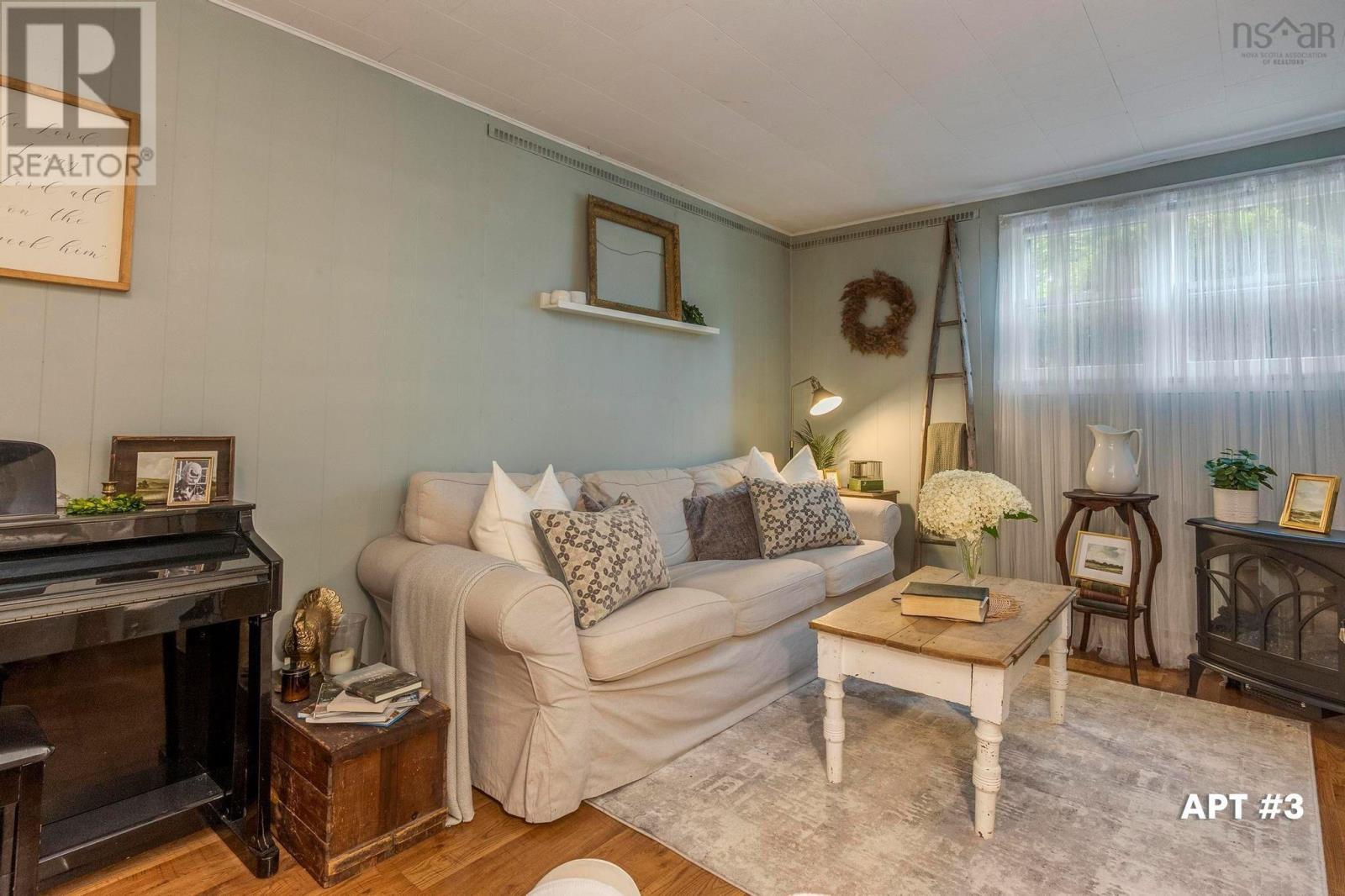12787 Highway 1 Property Photo 41