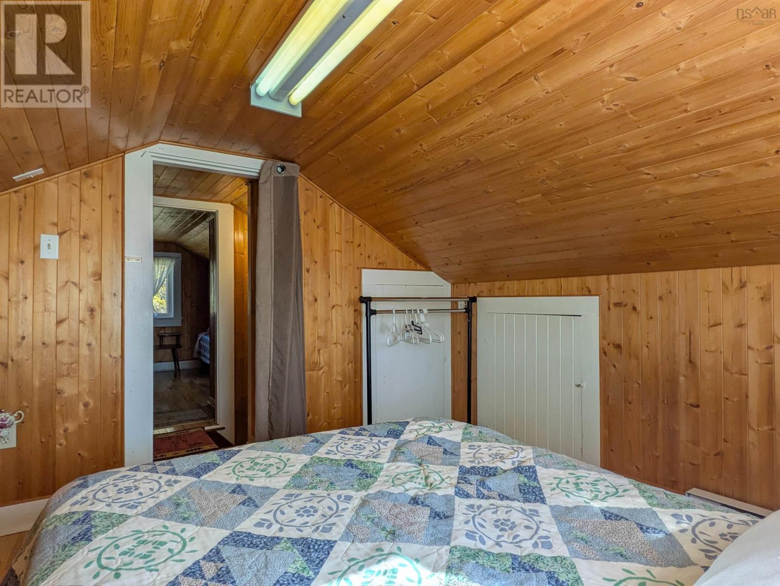 1692 Granville Road Property Photo 29