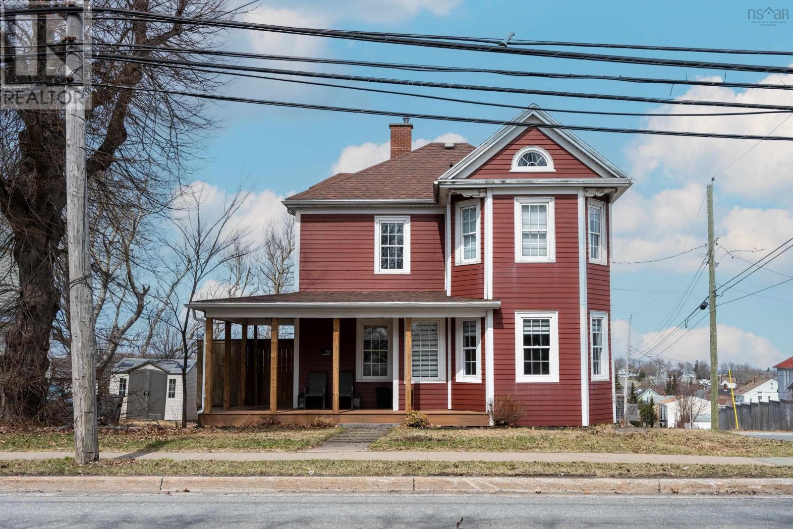 760 Main Street