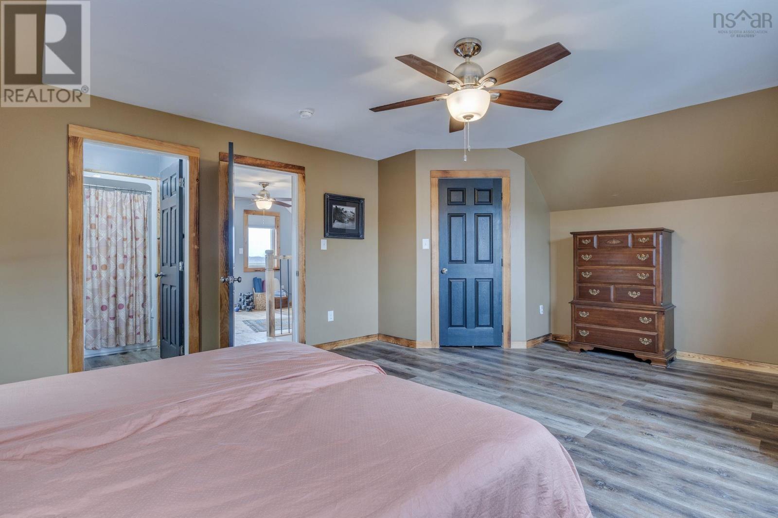 1588 Myra Road Property Photo 17