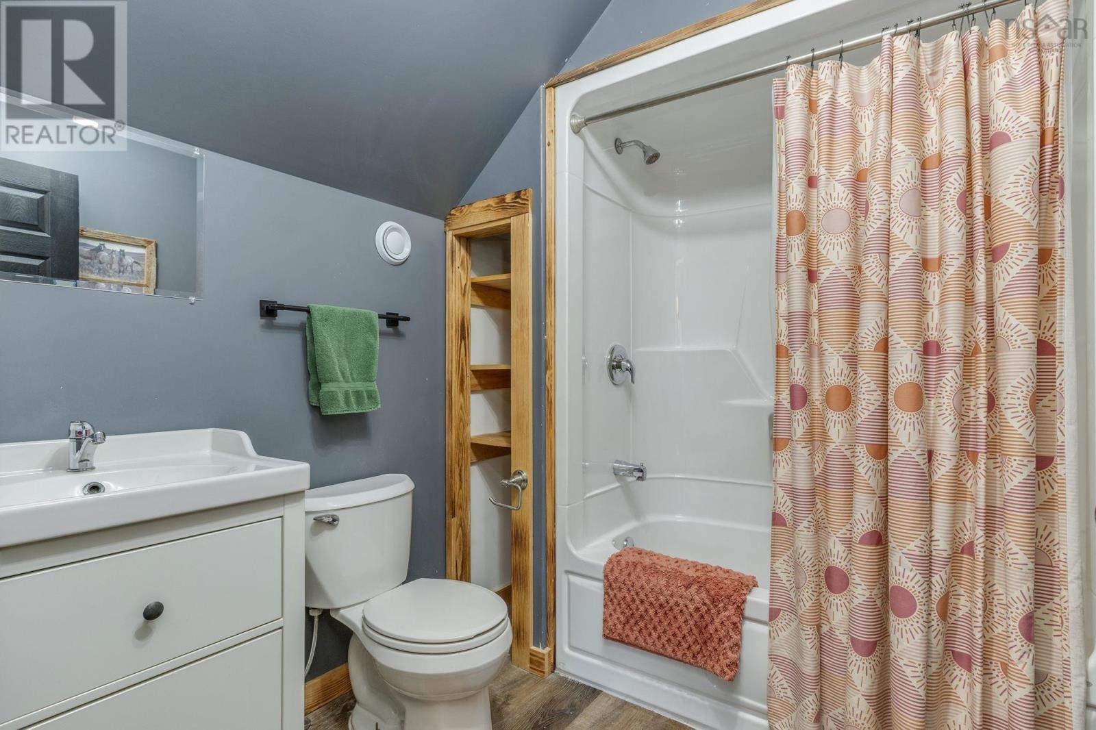 1588 Myra Road Property Photo 18