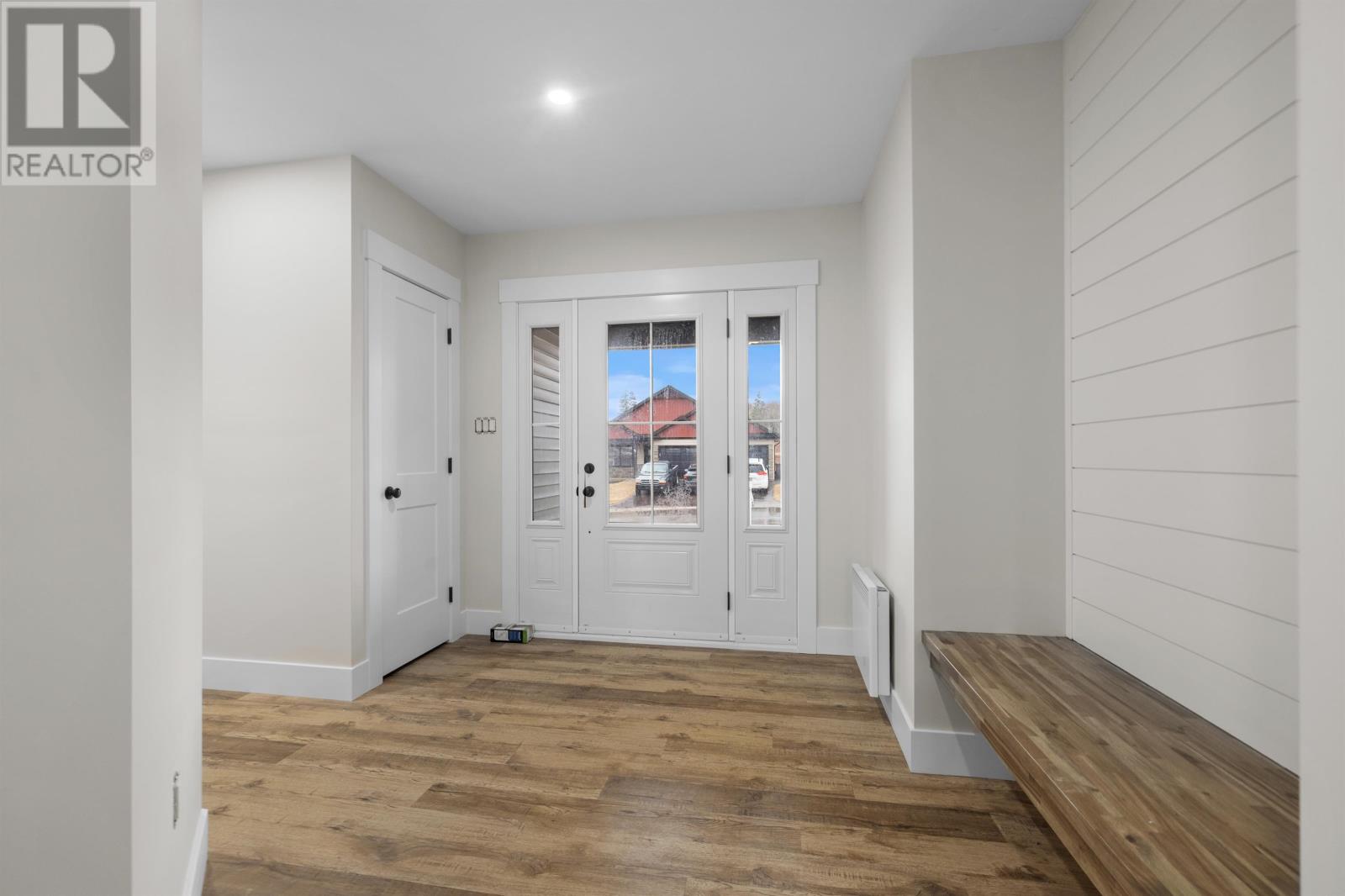 58 Alice Avenue Property Photo 4