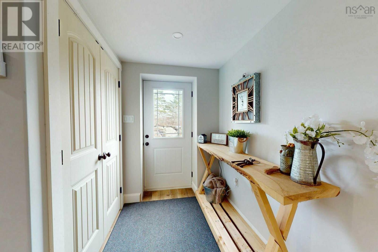 4861 Dunmore Road Property Photo 12