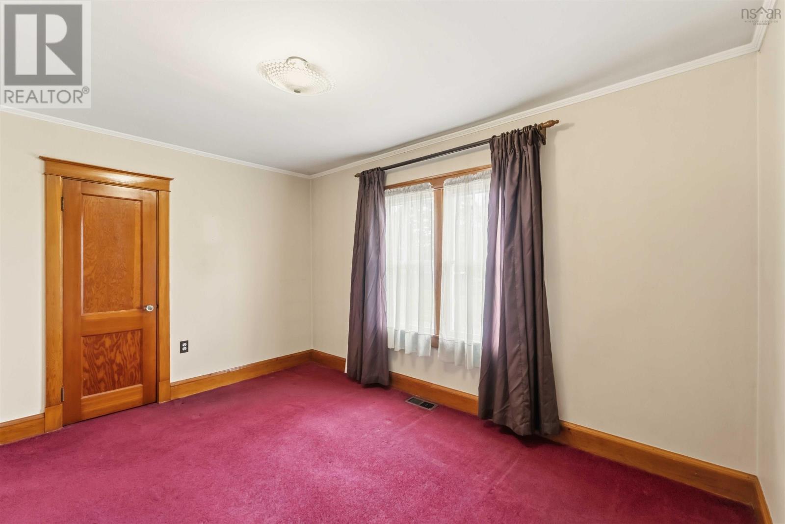 151 King Street Property Photo 18