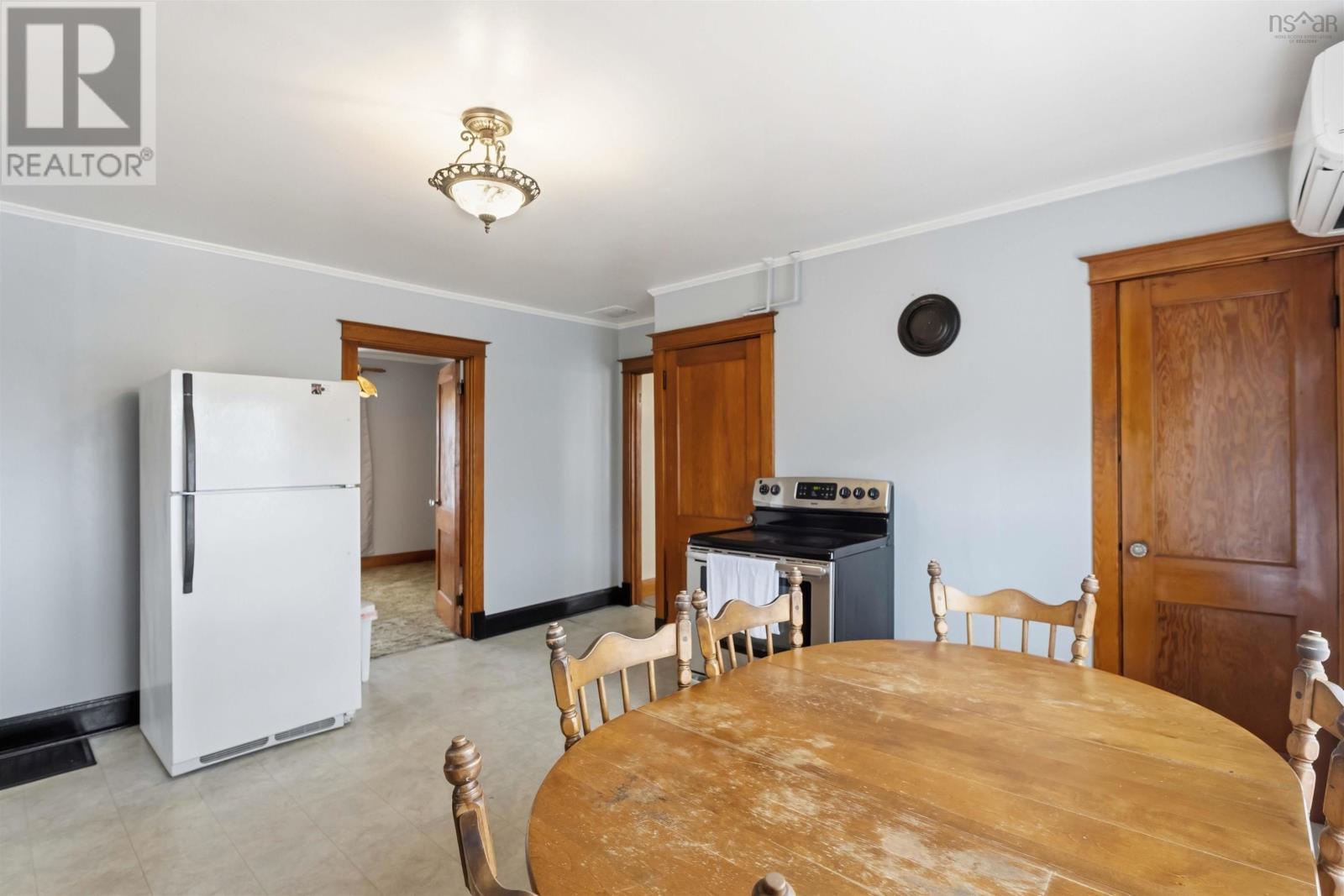 151 King Street Property Photo 26
