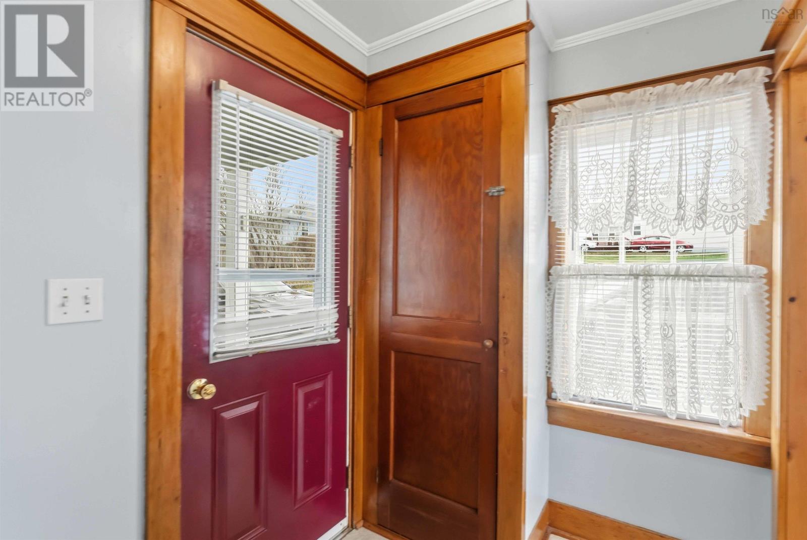 151 King Street Property Photo 27