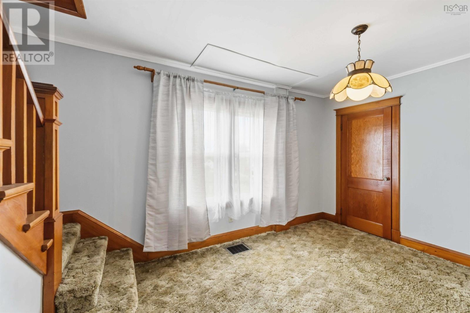 151 King Street Property Photo 29