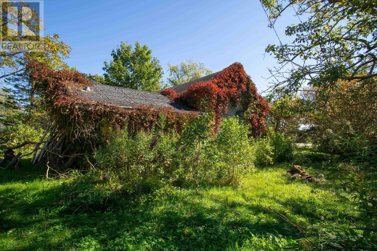 3713 Granville Road Property Photo 7