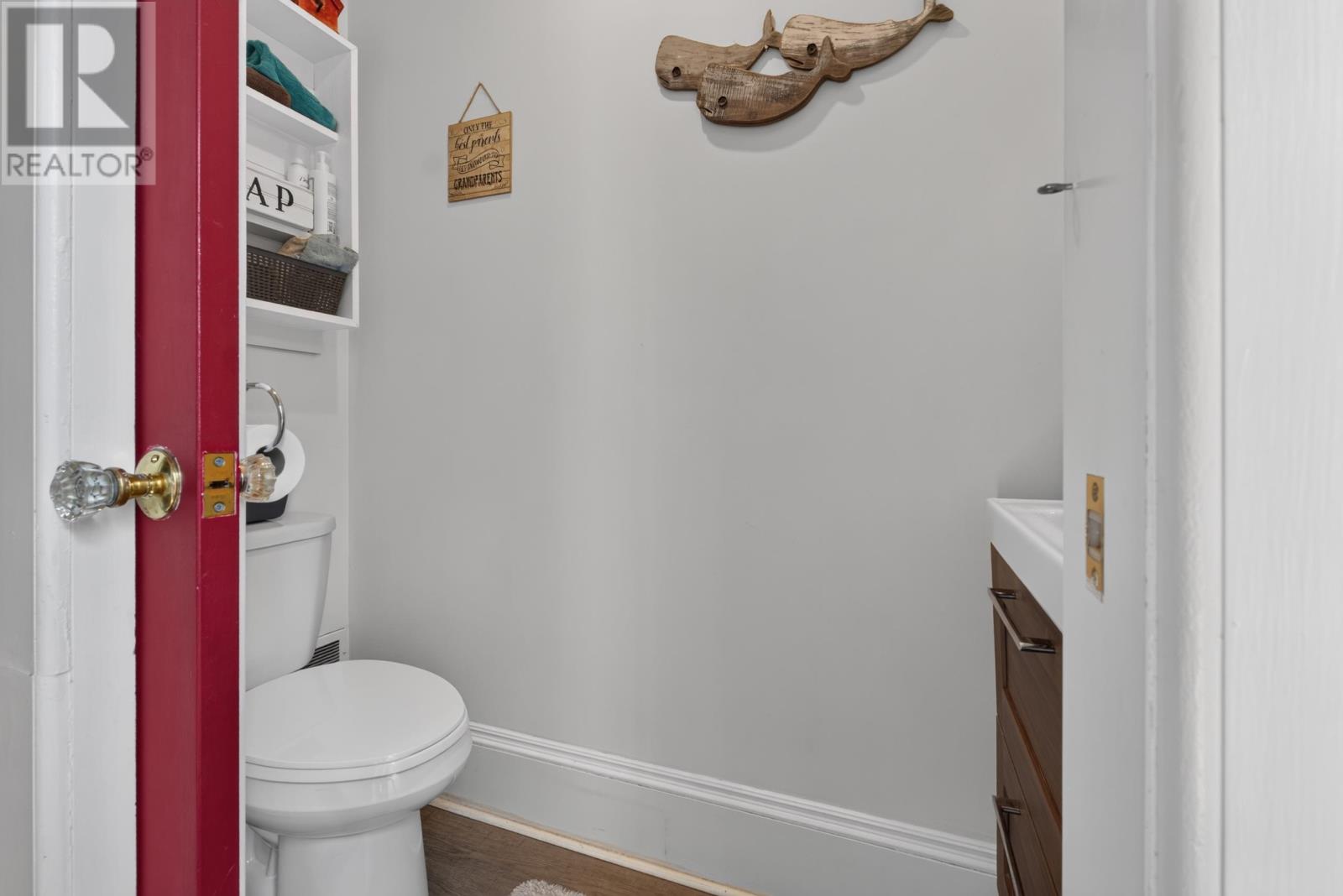 33 Dock Road Property Photo 12