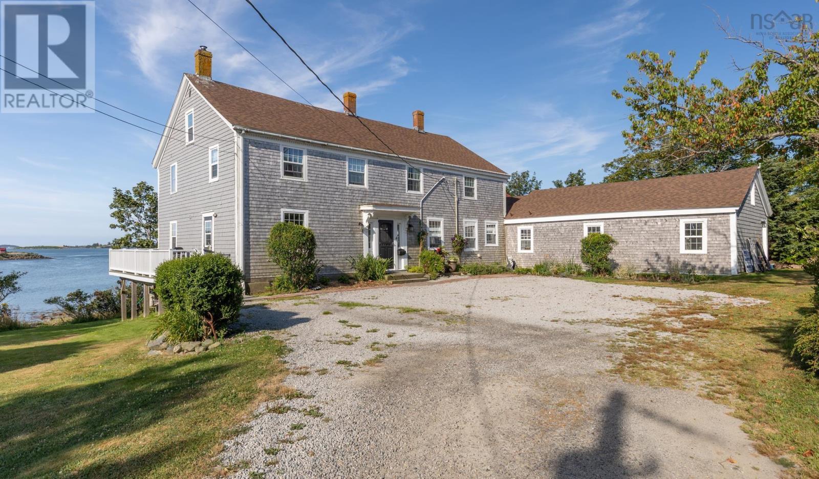 4 Market Street Property Photo 3