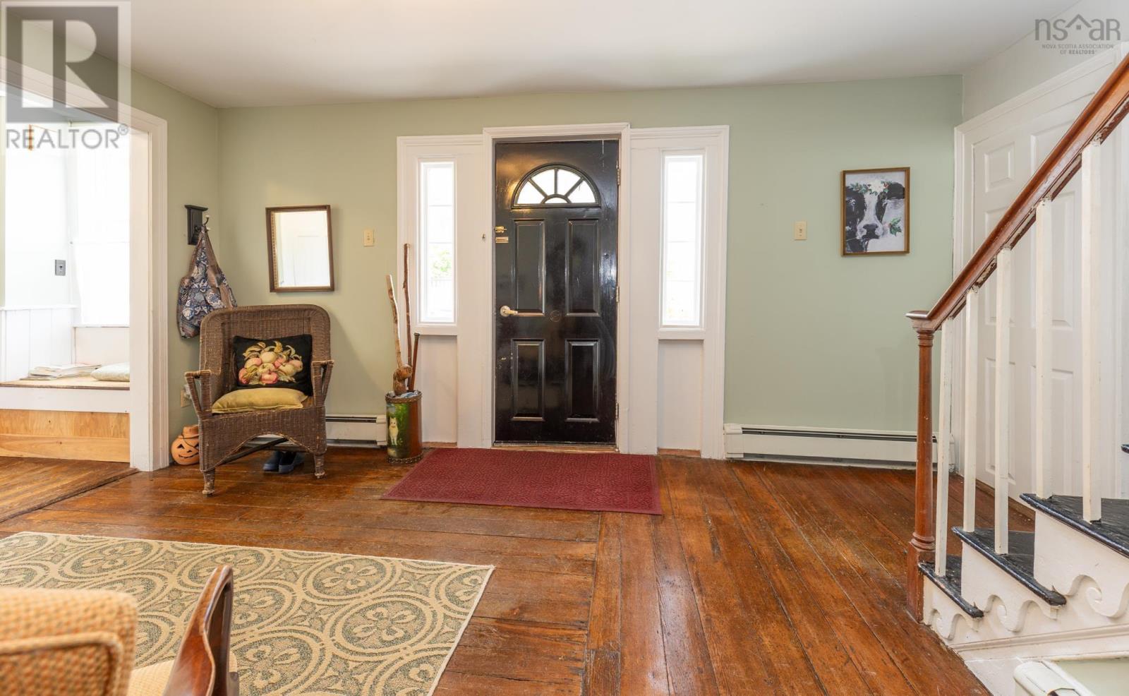 4 Market Street Property Photo 7