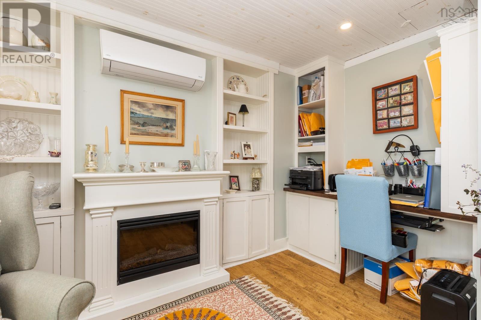 4 Market Street Property Photo 18