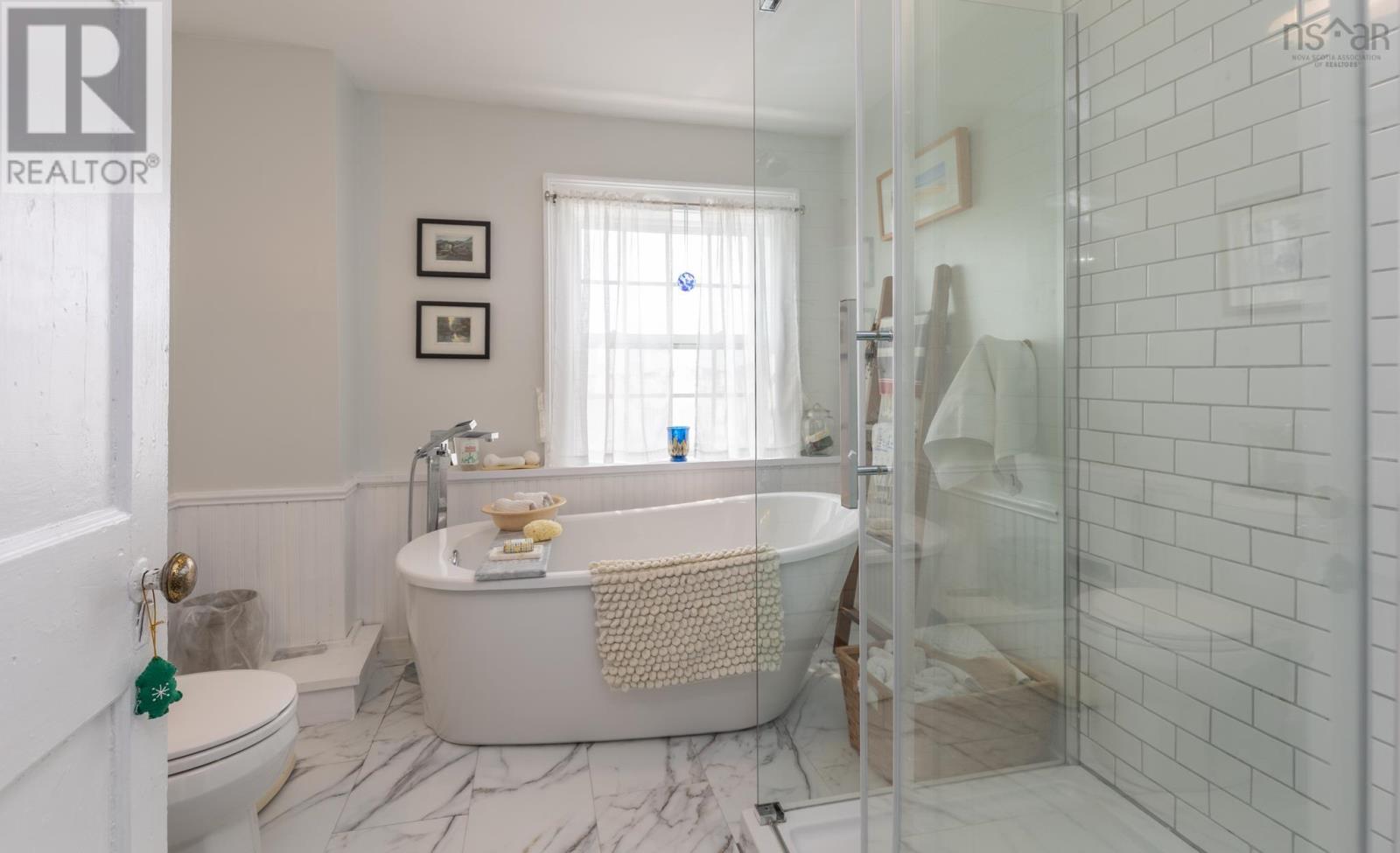 4 Market Street Property Photo 26