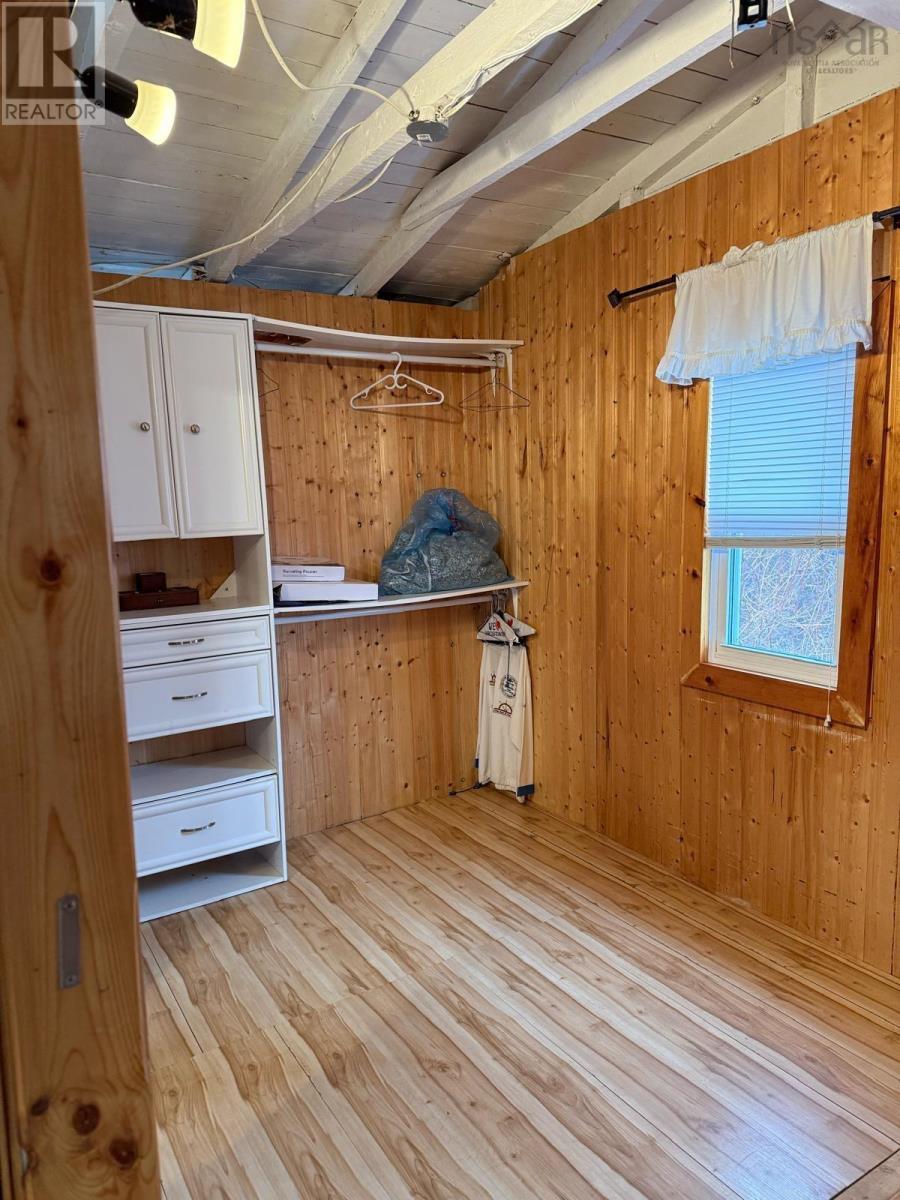 7403 East Bay Highway Property Photo 7