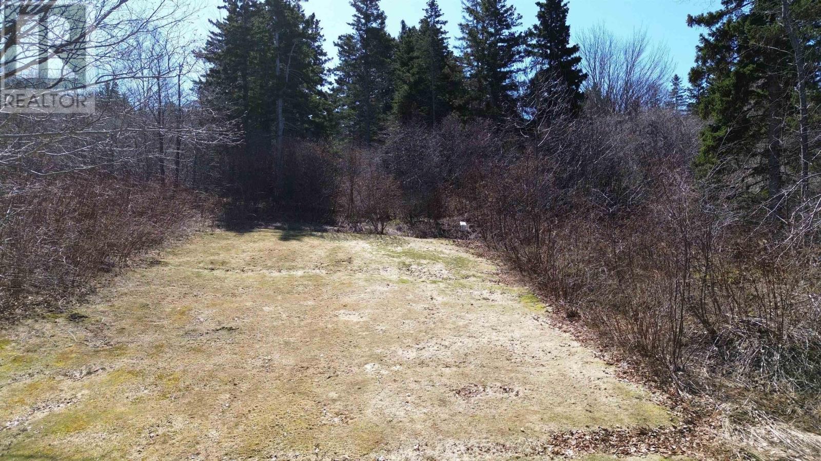 7403 East Bay Highway Property Photo 15