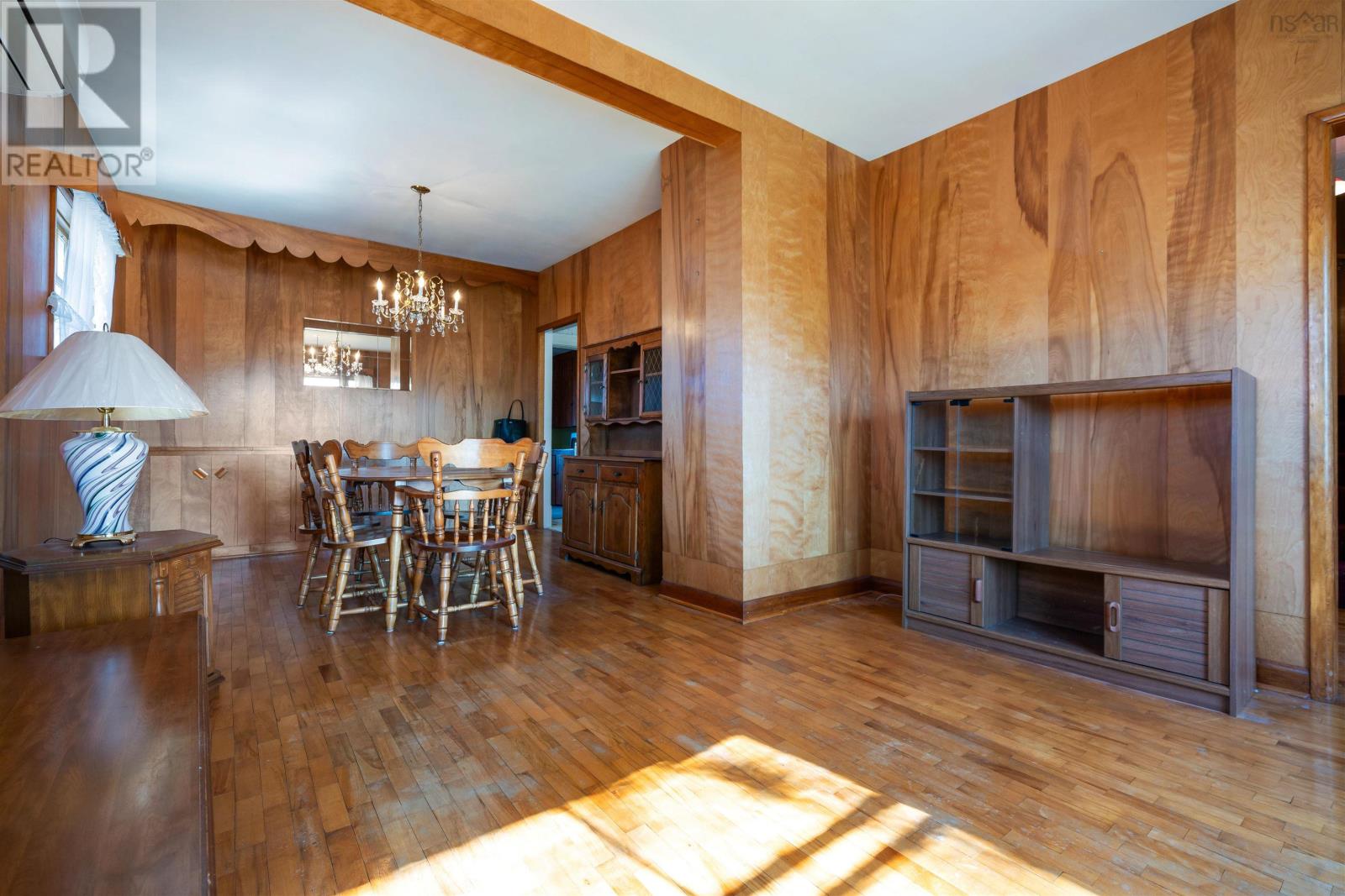 8 Robie Street Property Photo 23