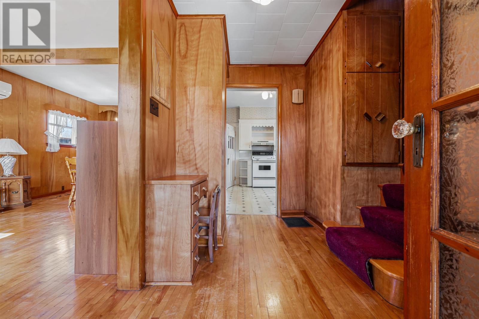 8 Robie Street Property Photo 27