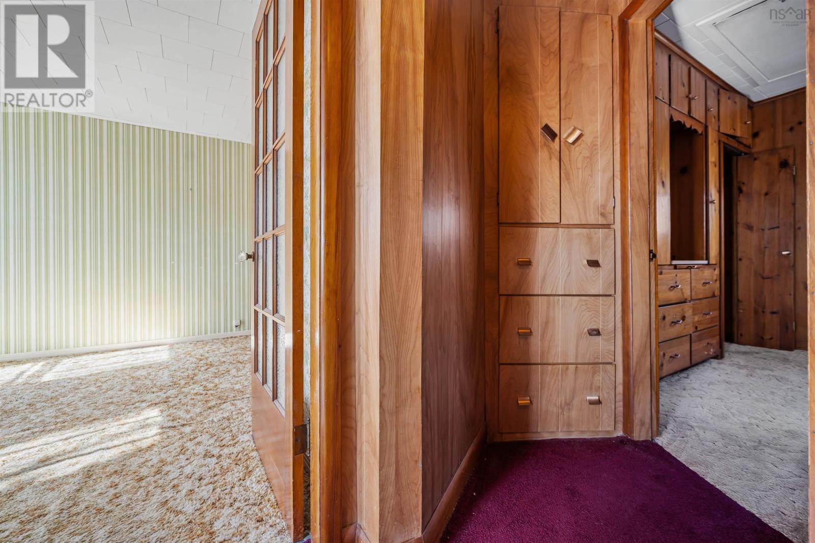 8 Robie Street Property Photo 35