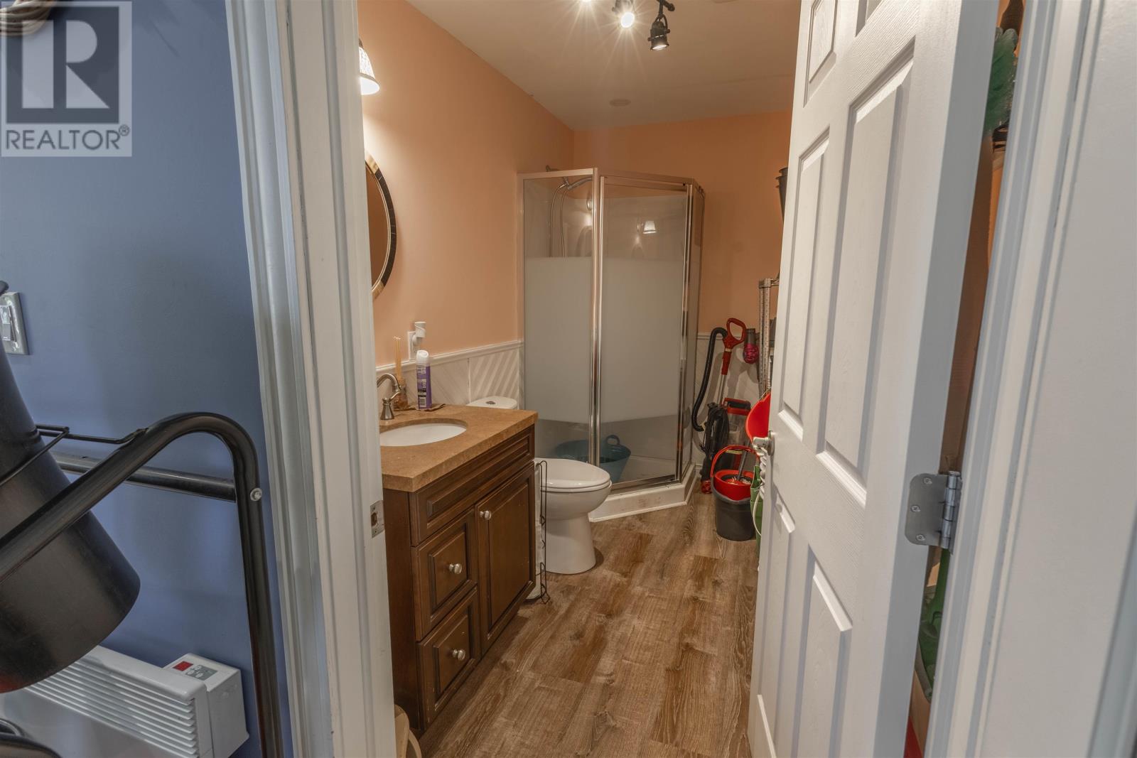 546 Main Street Property Photo 24