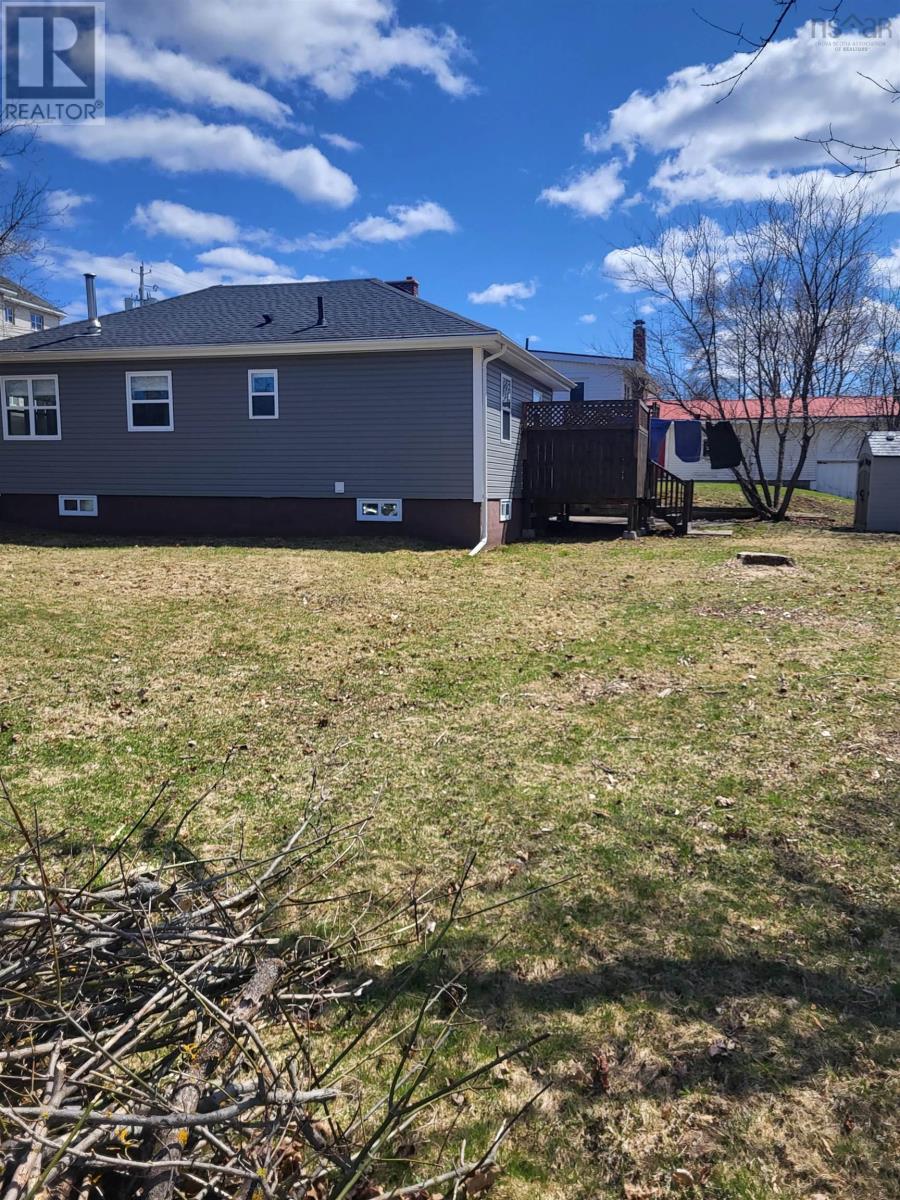 44 Kaulback Street Property Photo 5