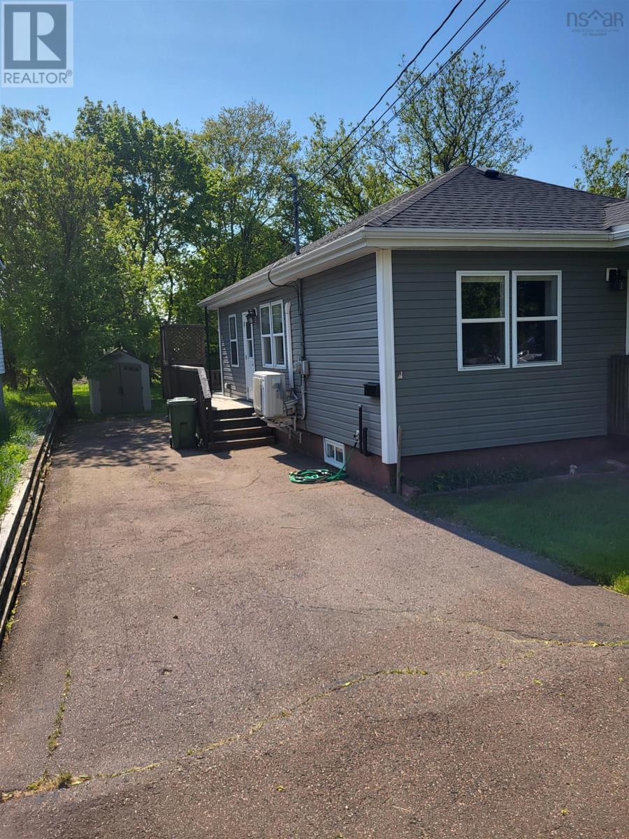 44 Kaulback Street Property Photo 8