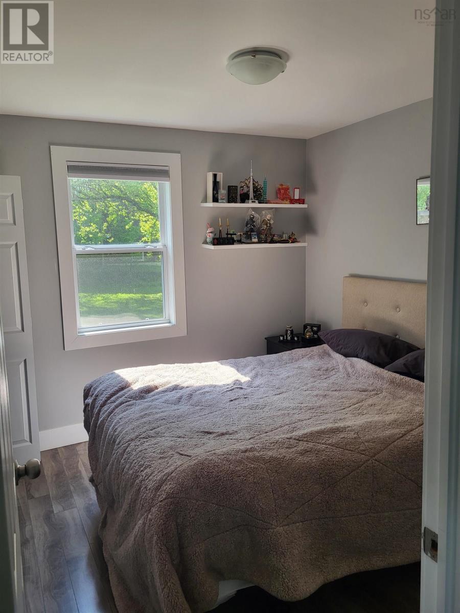 44 Kaulback Street Property Photo 11