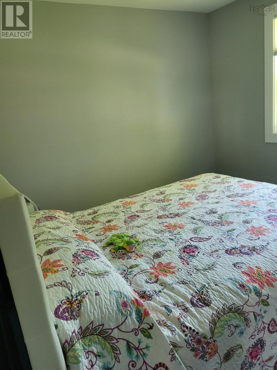 44 Kaulback Street Property Photo 13