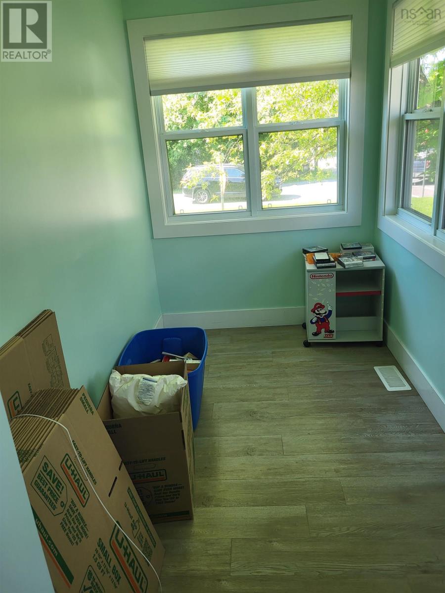 44 Kaulback Street Property Photo 14