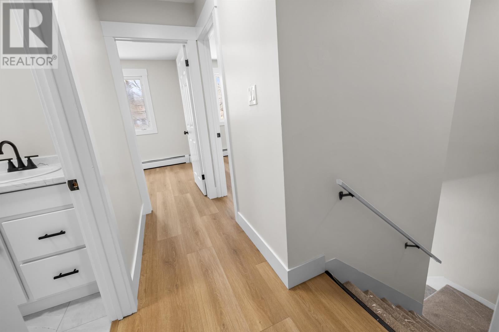 B 176 St. Peter's Road Property Photo 22