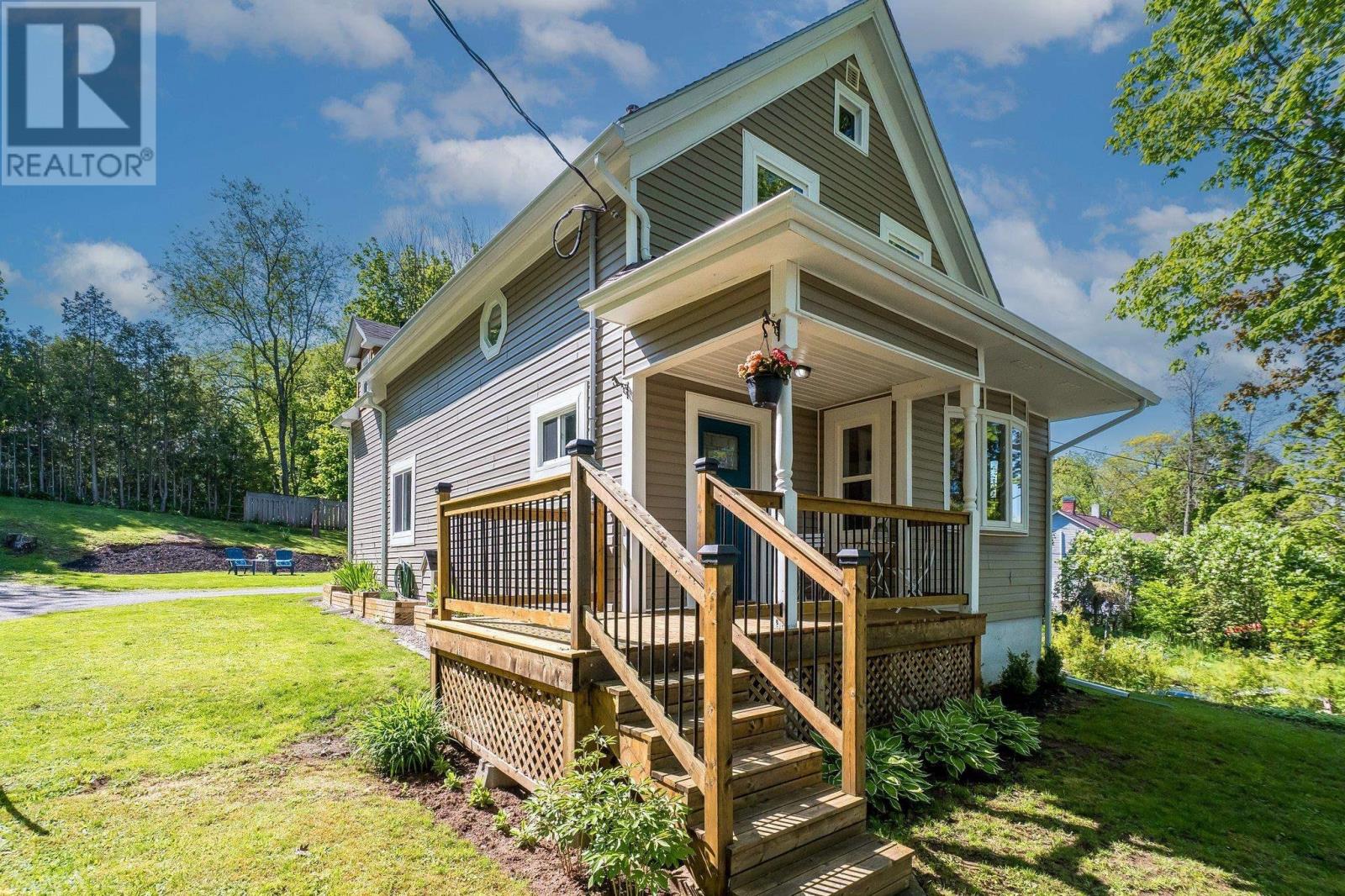 73 Chester Avenue