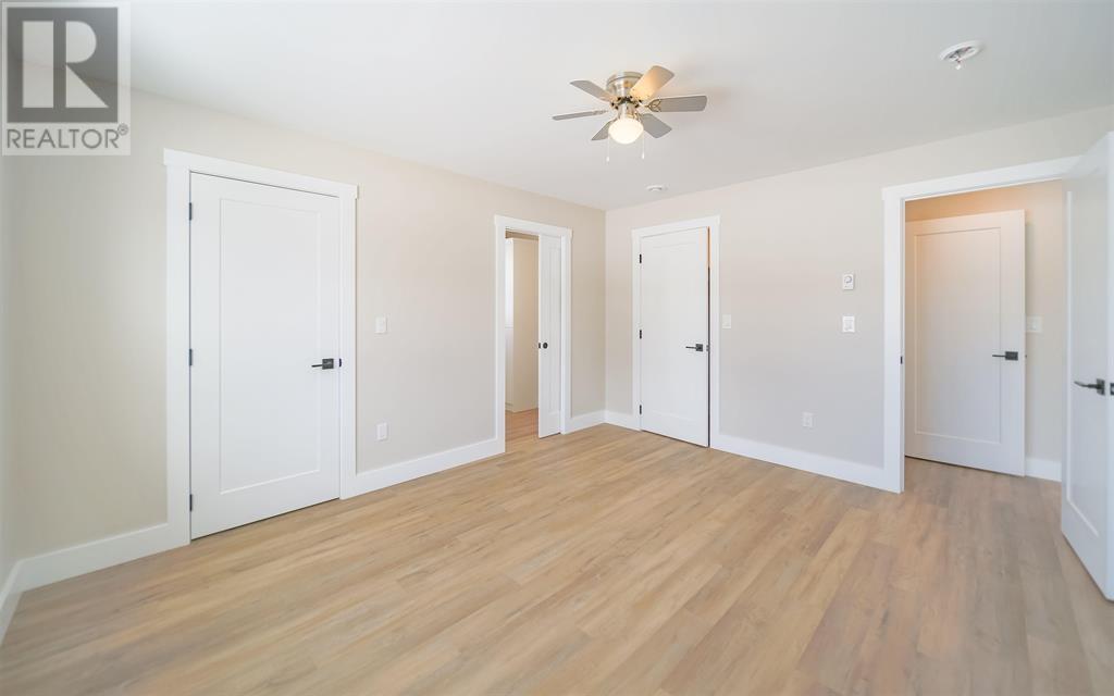 24 Starlite Property Photo 16