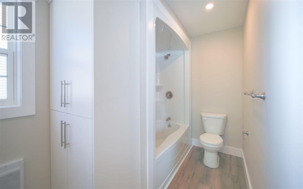24 Starlite Property Photo 18