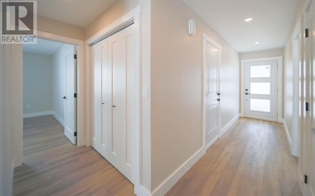 24 Starlite Property Photo 19