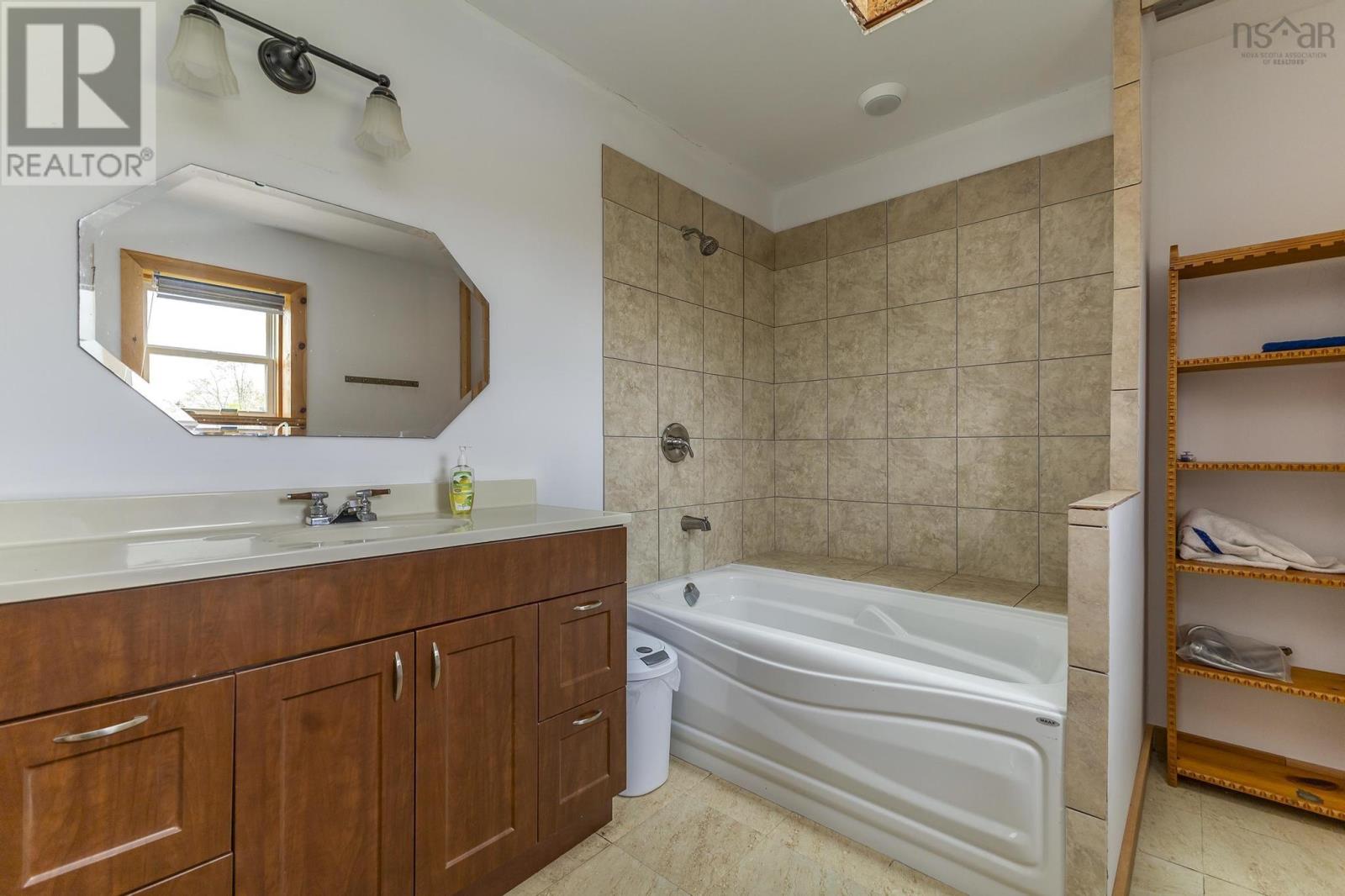 217 Mcauley Road Property Photo 12