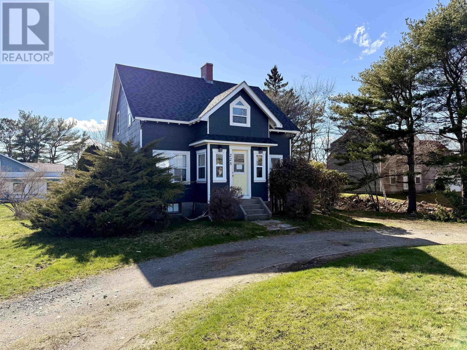 225 Water Street Property Photo 1