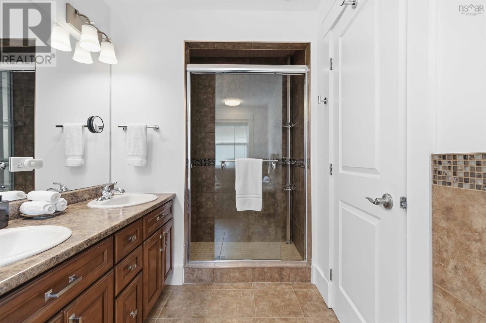 3 Sedgewick Place Property Photo 28
