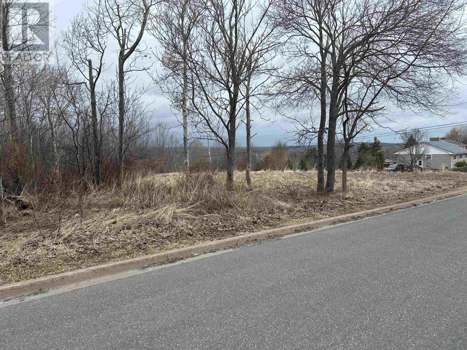 29 Twelfth Street Property Photo 3