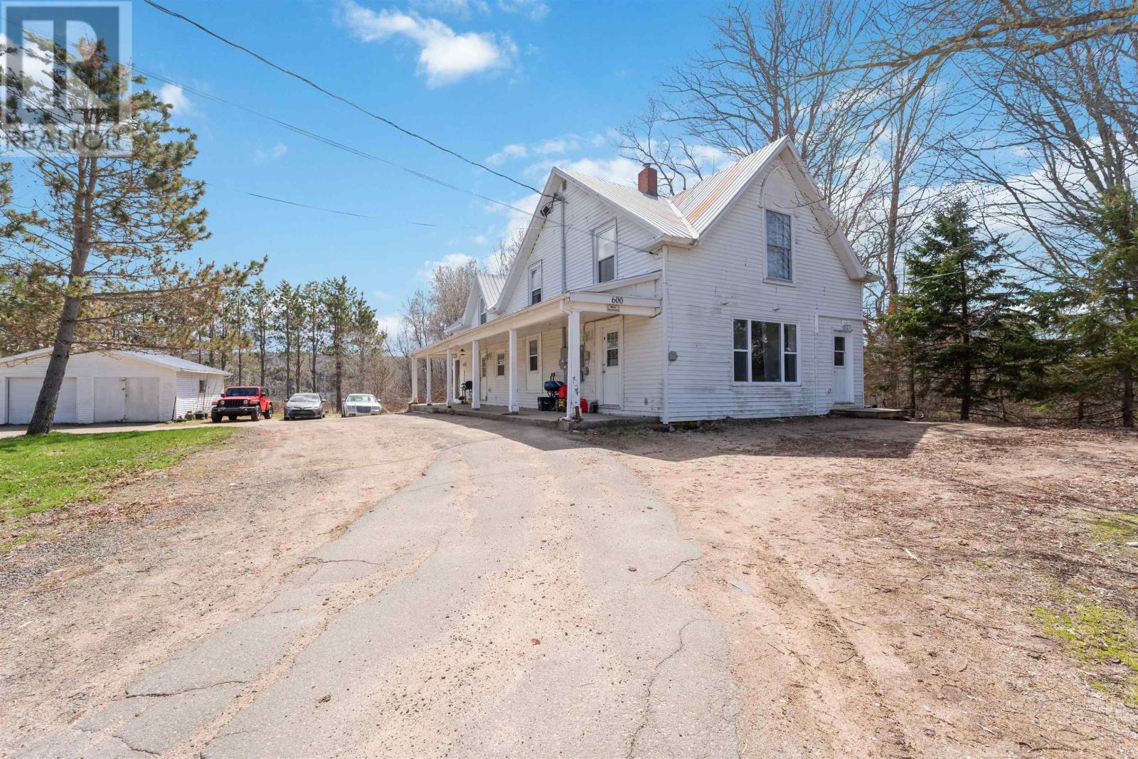 600 Main Street Property Photo 1