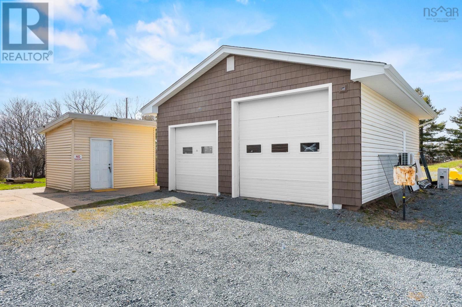 388 Cobequid Road Property Photo 4