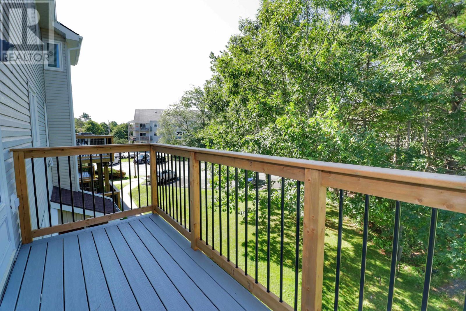 206 158 Farnham Gate Road Property Photo 12