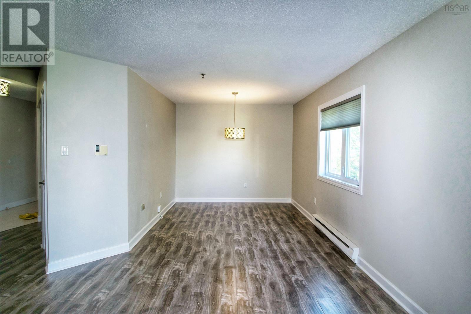 206 158 Farnham Gate Road Property Photo 14